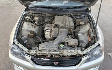 Toyota Altezza, 1998 год, 675 000 рублей, 8 фотография