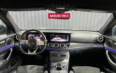 Mercedes-Benz E-Класс, 2019 год, 4 000 000 рублей, 9 фотография