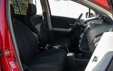 Toyota Yaris III рестайлинг, 2008 год, 599 000 рублей, 8 фотография