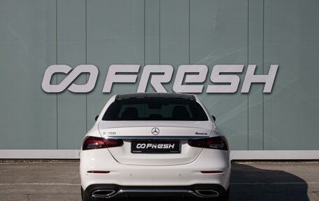 Mercedes-Benz E-Класс, 2021 год, 6 300 000 рублей, 4 фотография