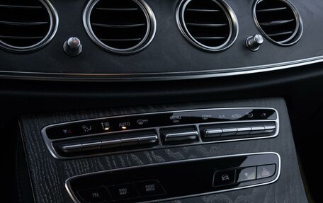 Mercedes-Benz E-Класс, 2021 год, 6 300 000 рублей, 19 фотография