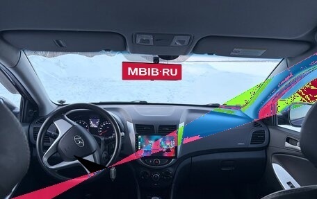 Hyundai Solaris II рестайлинг, 2012 год, 850 000 рублей, 6 фотография