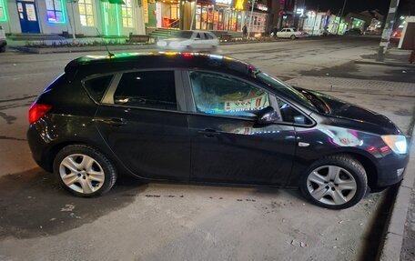 Opel Astra J, 2011 год, 720 000 рублей, 3 фотография