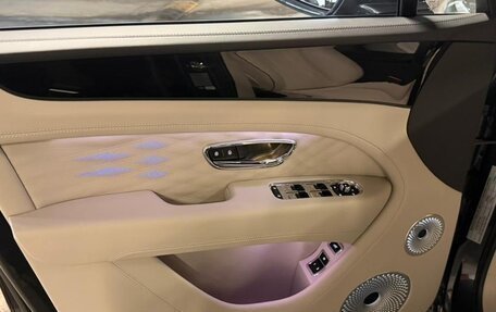 Bentley Bentayga I, 2025 год, 42 900 000 рублей, 13 фотография