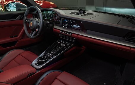 Porsche 911, 2025 год, 25 890 000 рублей, 22 фотография