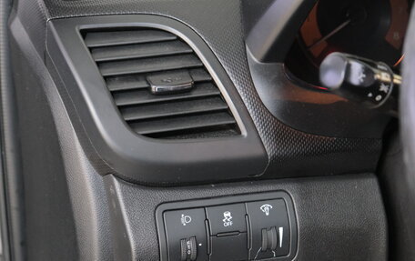 Hyundai Solaris II рестайлинг, 2013 год, 999 000 рублей, 10 фотография