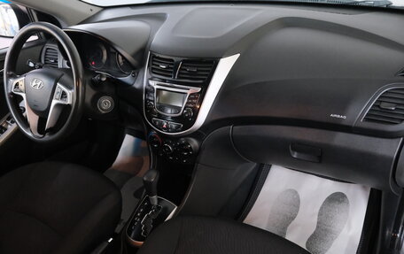 Hyundai Solaris II рестайлинг, 2013 год, 999 000 рублей, 19 фотография