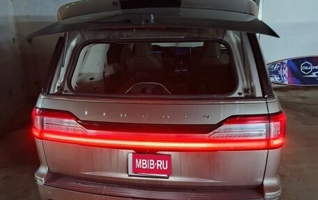 Lincoln Navigator, 2019 год, 5 555 555 рублей, 10 фотография