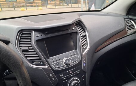 Hyundai Santa Fe III рестайлинг, 2013 год, 2 100 000 рублей, 17 фотография