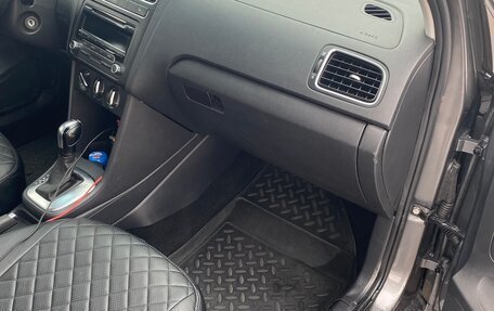 Volkswagen Polo VI (EU Market), 2010 год, 880 000 рублей, 10 фотография