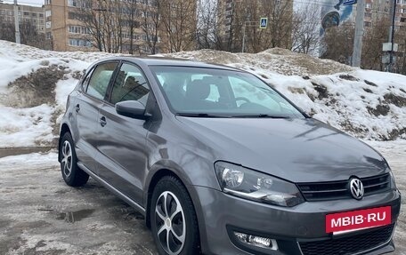 Volkswagen Polo VI (EU Market), 2010 год, 880 000 рублей, 2 фотография