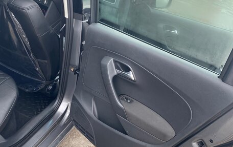 Volkswagen Polo VI (EU Market), 2010 год, 880 000 рублей, 13 фотография