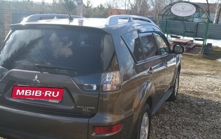 Mitsubishi Outlander III рестайлинг 3, 2010 год, 1 034 000 рублей, 2 фотография