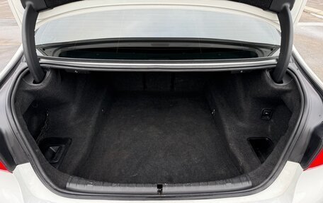 BMW 5 серия, 2018 год, 3 300 000 рублей, 21 фотография