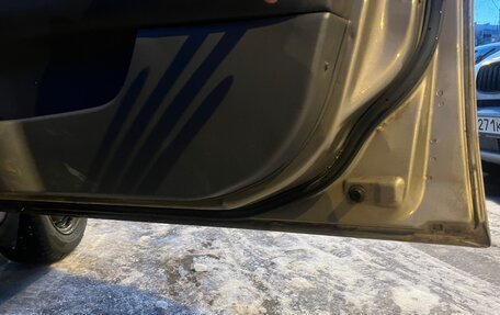 KIA Shuma II, 2004 год, 108 000 рублей, 11 фотография