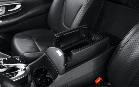 Mercedes-Benz V-Класс, 2020 год, 5 300 000 рублей, 21 фотография