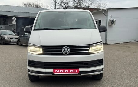 Volkswagen Caravelle T6 рестайлинг, 2018 год, 2 430 000 рублей, 2 фотография