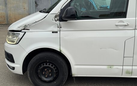 Volkswagen Caravelle T6 рестайлинг, 2018 год, 2 430 000 рублей, 9 фотография