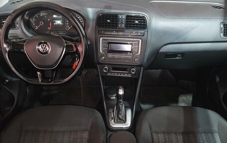 Volkswagen Polo VI (EU Market), 2016 год, 1 080 000 рублей, 9 фотография