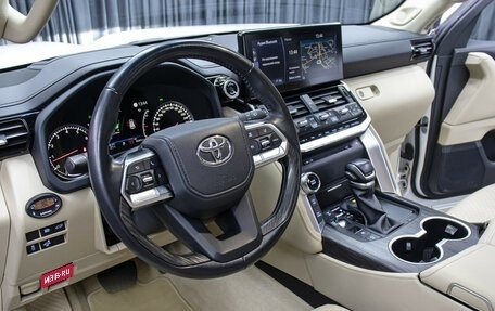 Toyota Land Cruiser, 2021 год, 9 898 000 рублей, 16 фотография