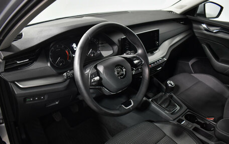 Skoda Octavia IV, 2021 год, 1 999 000 рублей, 9 фотография