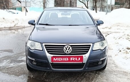 Volkswagen Passat B6, 2006 год, 540 000 рублей, 2 фотография