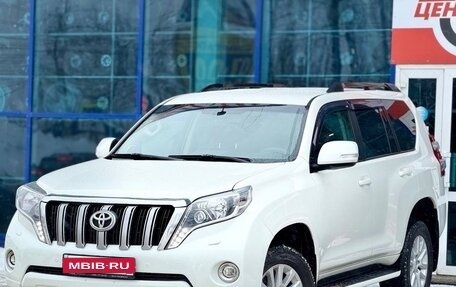 Toyota Land Cruiser Prado 150 рестайлинг 2, 2013 год, 3 070 000 рублей, 1 фотография