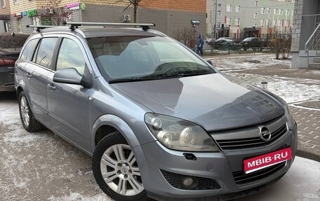 Opel Astra H, 2011 год, 690 000 рублей, 1 фотография