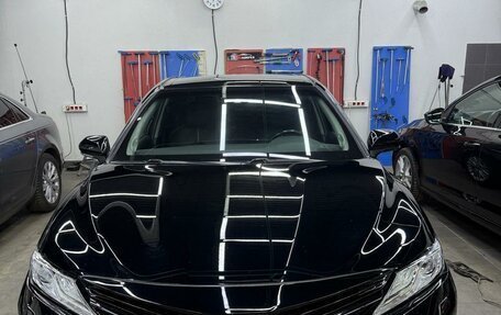 Toyota Camry, 2020 год, 3 200 000 рублей, 1 фотография