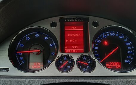 Volkswagen Passat B6, 2006 год, 540 000 рублей, 11 фотография