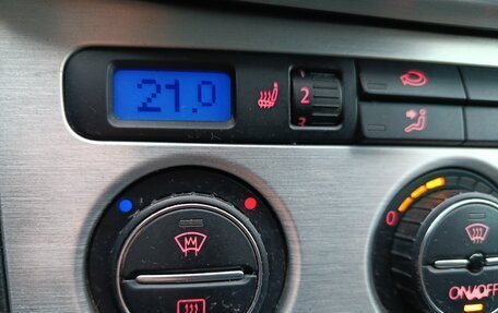 Volkswagen Passat B6, 2006 год, 540 000 рублей, 16 фотография