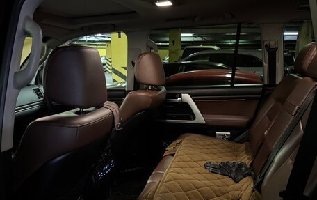 Toyota Land Cruiser 200, 2016 год, 5 700 000 рублей, 15 фотография