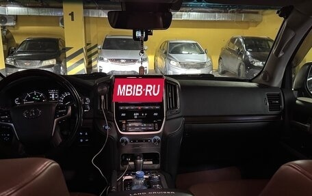 Toyota Land Cruiser 200, 2016 год, 5 700 000 рублей, 13 фотография