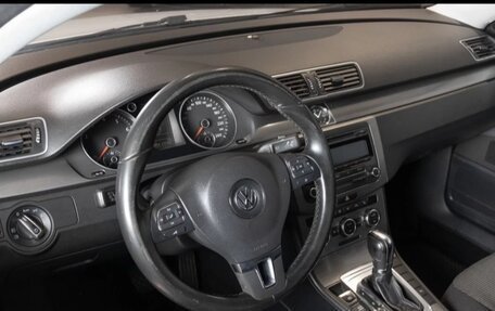 Volkswagen Passat B7, 2012 год, 1 110 000 рублей, 2 фотография