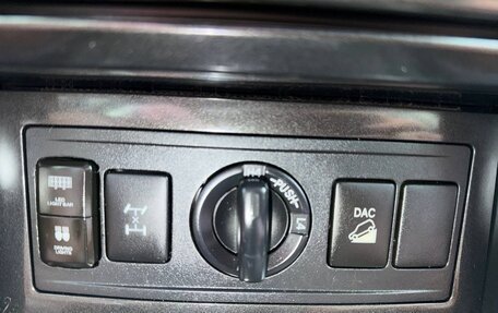 Toyota Land Cruiser Prado 150 рестайлинг 2, 2013 год, 3 070 000 рублей, 13 фотография