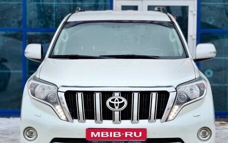 Toyota Land Cruiser Prado 150 рестайлинг 2, 2013 год, 3 070 000 рублей, 3 фотография