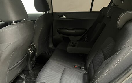 KIA Sportage IV рестайлинг, 2020 год, 2 177 000 рублей, 15 фотография