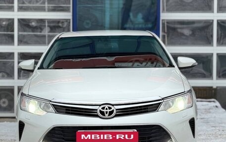 Toyota Camry, 2016 год, 2 000 000 рублей, 3 фотография