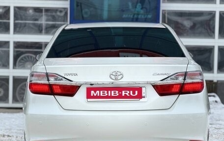 Toyota Camry, 2016 год, 2 000 000 рублей, 8 фотография