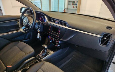 KIA Rio IV, 2020 год, 1 637 000 рублей, 7 фотография