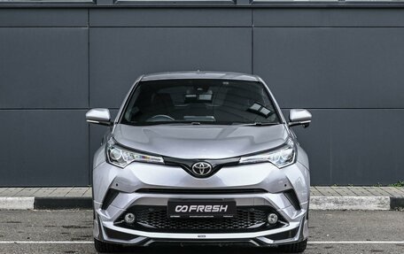 Toyota C-HR I рестайлинг, 2018 год, 1 798 070 рублей, 3 фотография