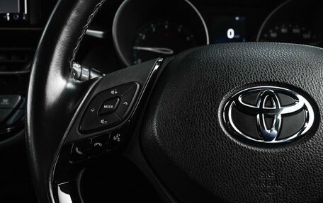 Toyota C-HR I рестайлинг, 2018 год, 1 798 070 рублей, 14 фотография