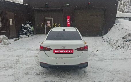 Hyundai Solaris II рестайлинг, 2019 год, 850 000 рублей, 6 фотография