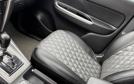 Mitsubishi L200 IV рестайлинг, 2019 год, 3 300 000 рублей, 11 фотография