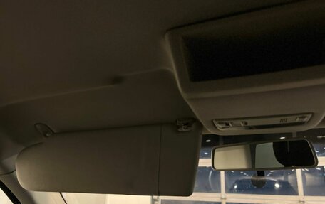 Volkswagen Caravelle T5, 2010 год, 1 650 000 рублей, 24 фотография