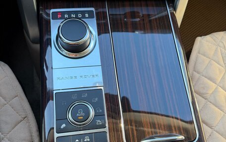 Land Rover Range Rover IV рестайлинг, 2013 год, 4 000 000 рублей, 18 фотография