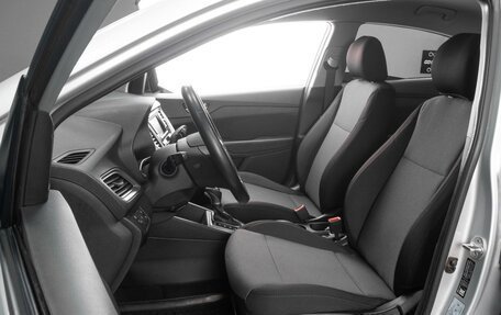 Hyundai Solaris II рестайлинг, 2019 год, 1 249 000 рублей, 10 фотография