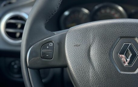 Renault Sandero II рестайлинг, 2017 год, 870 000 рублей, 24 фотография