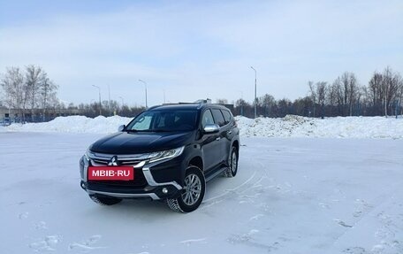 Mitsubishi Pajero Sport III рестайлинг, 2016 год, 2 980 000 рублей, 5 фотография