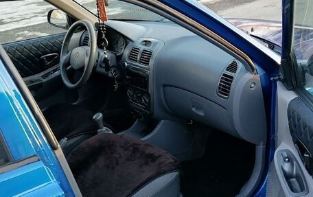 Hyundai Accent II, 2001 год, 380 000 рублей, 13 фотография